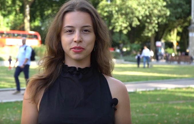 Meet Fabienne Malkinson - English
