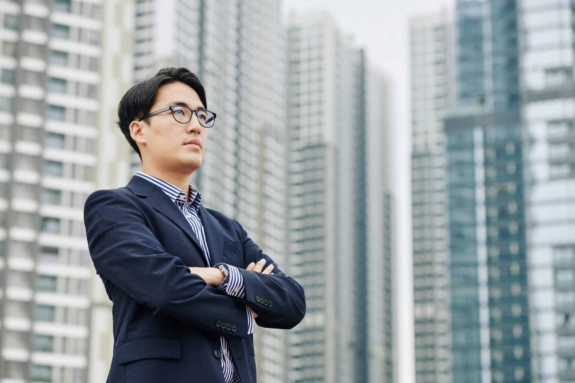 Investor for construction project